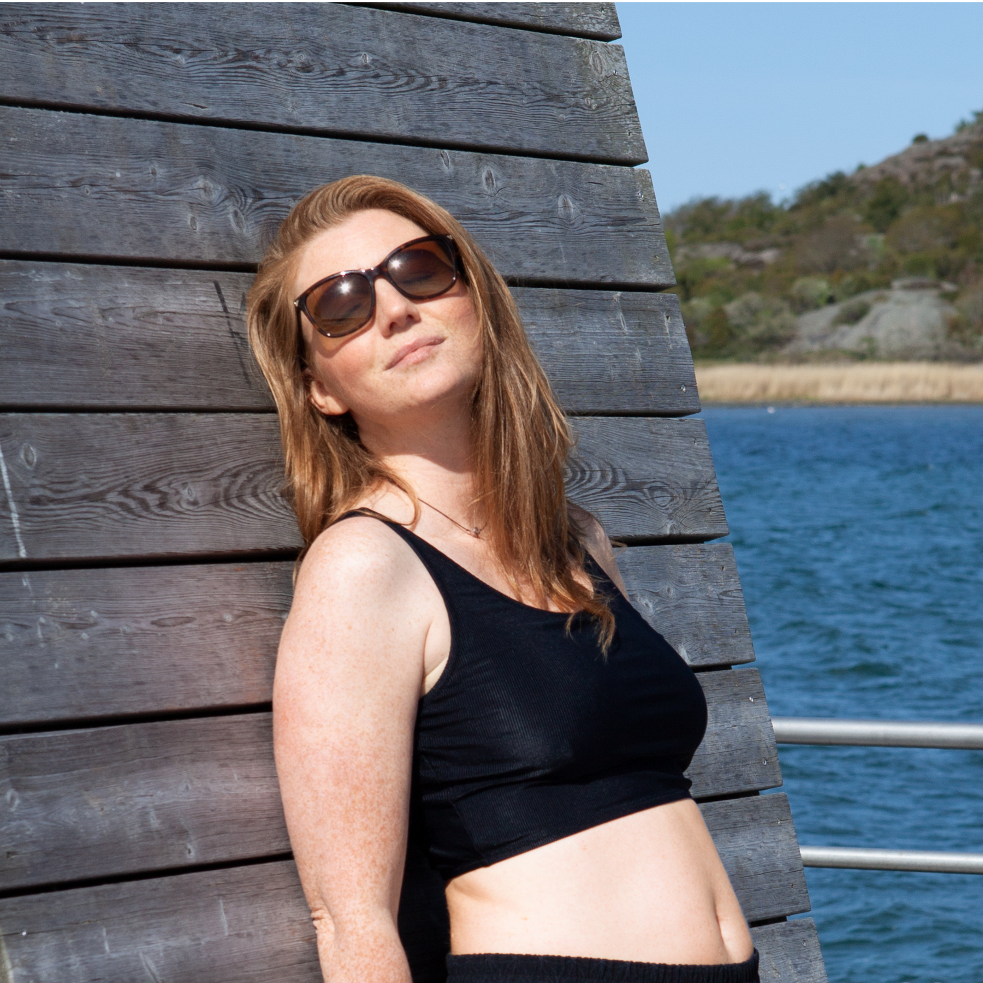 Top corto de baño canalé - negro