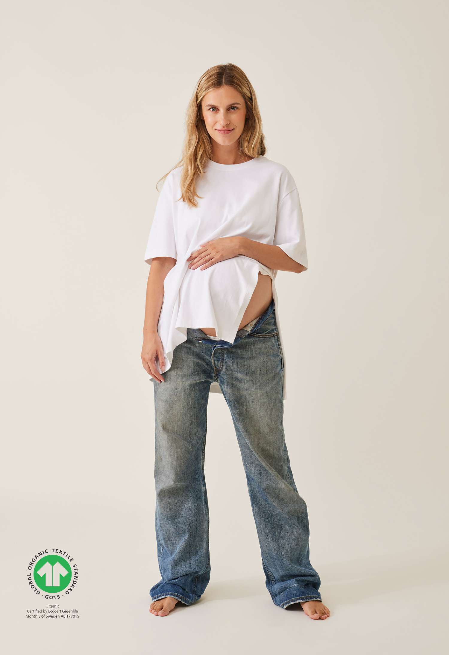 Camiseta premamá oversize con abertura - blanca
