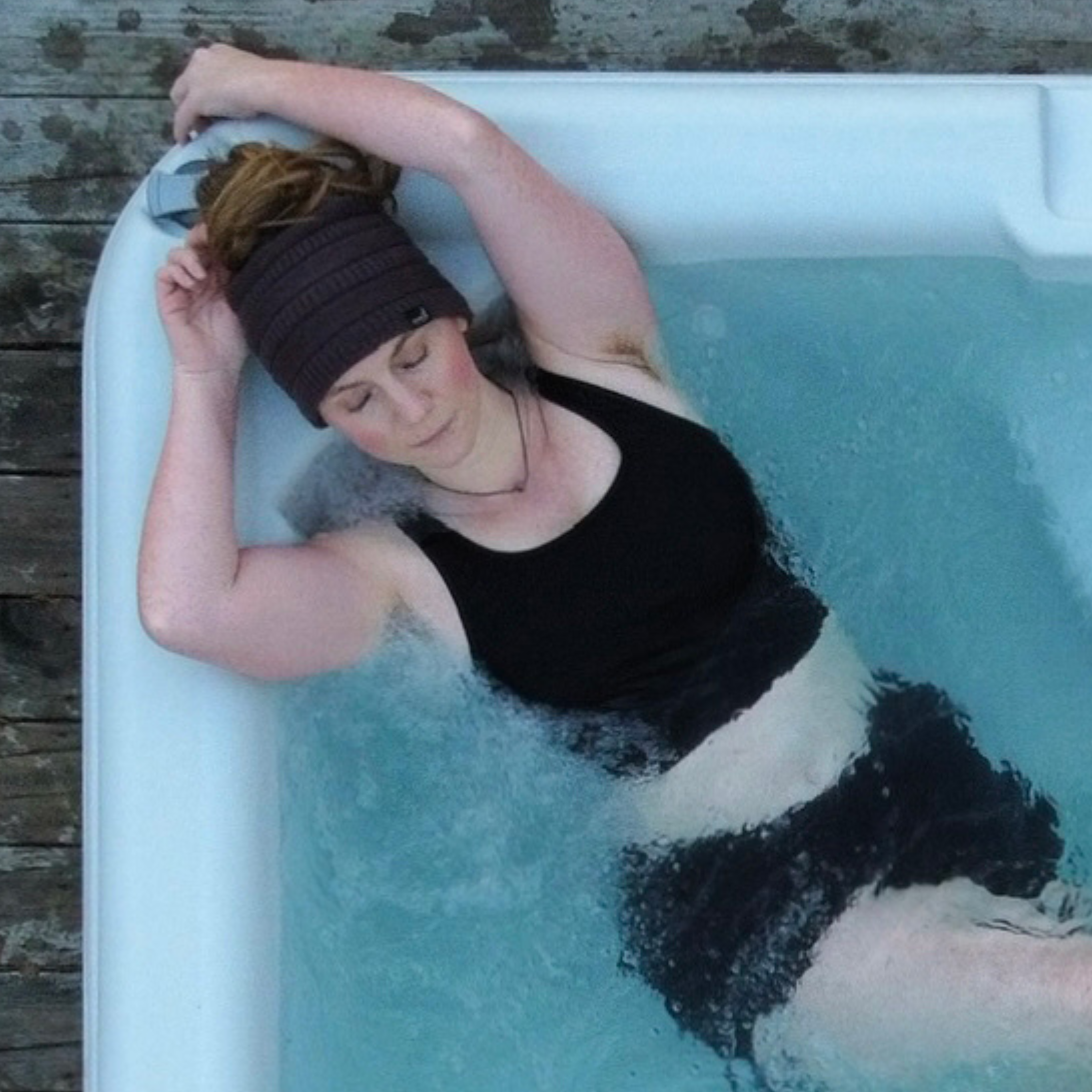 Top corto de baño canalé - negro